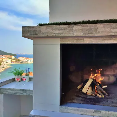 Spacious, Two Terrace Sunnyside W Amazing View Kali